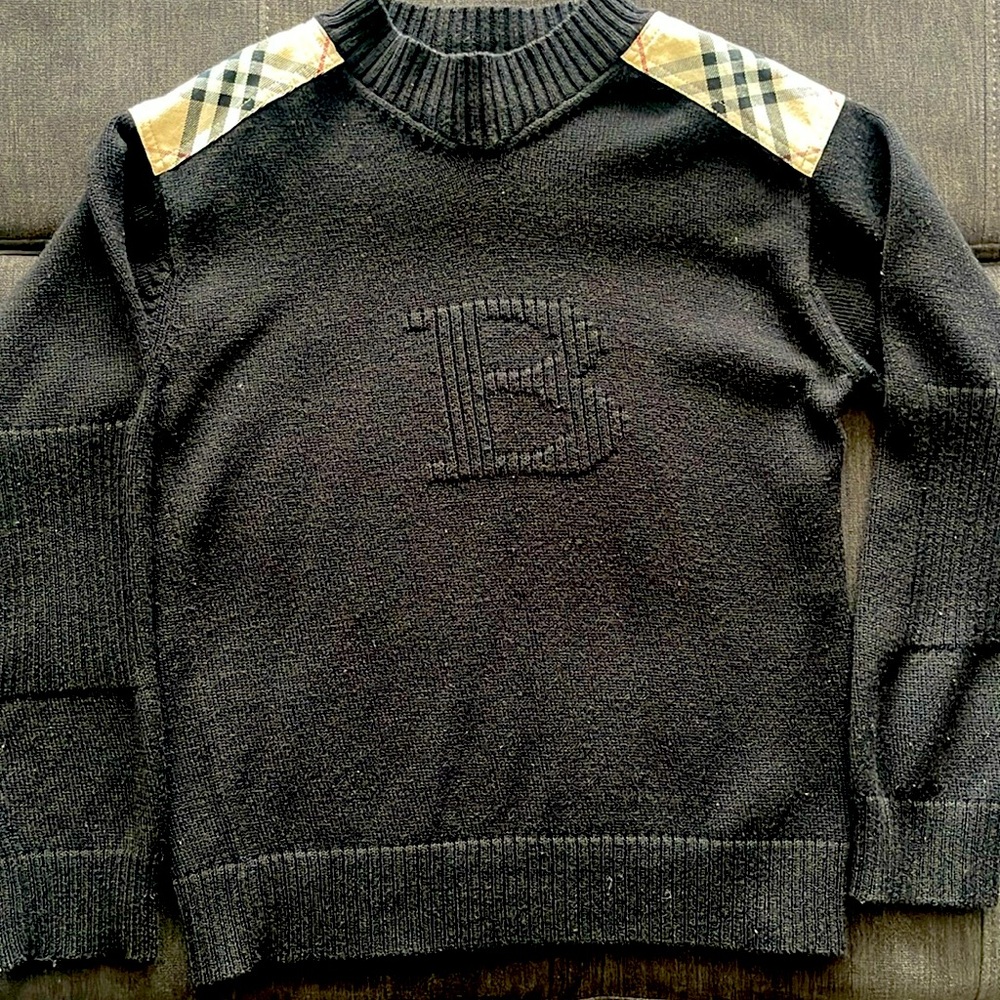 Burberry sweater
